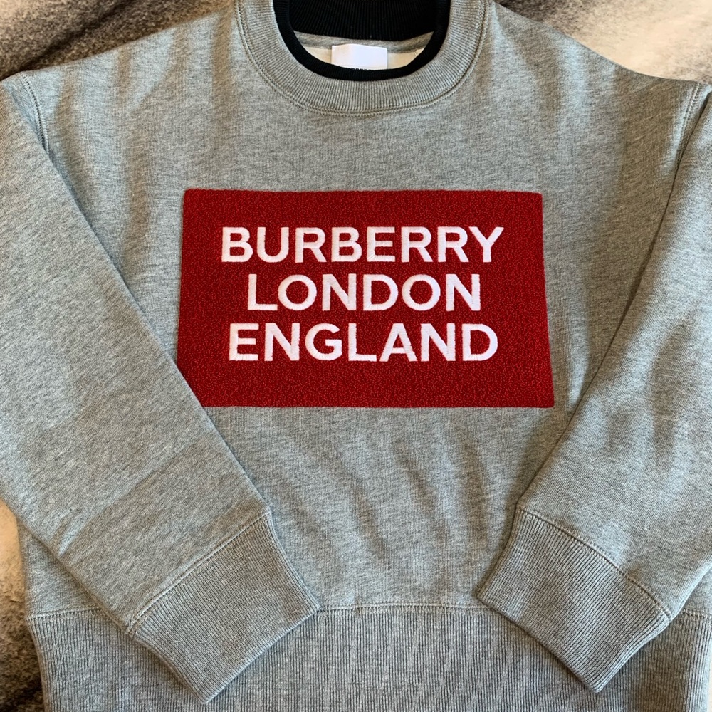 { Burberry } Fabbio Sweater Logo Sweatshirt Kids